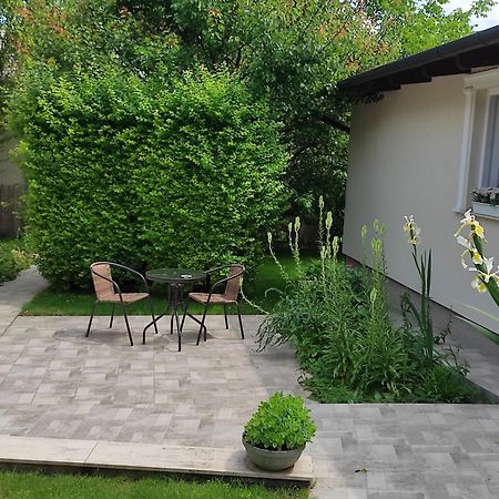 Garden Home Törökbálint Dış mekan fotoğraf