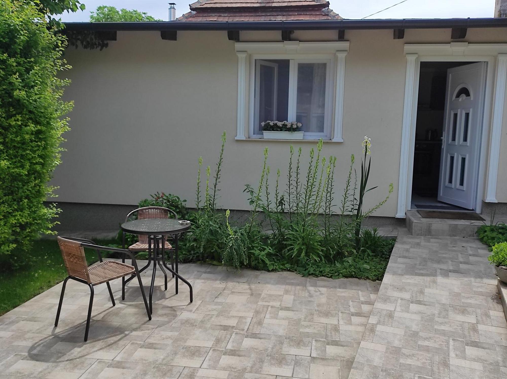 Garden Home Törökbálint Dış mekan fotoğraf
